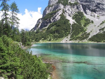 Familienhotel - Umgebungsschwerpunkt: Fluss - traumhafter Seebensee - Tirolerhof Familotel Zugspitze