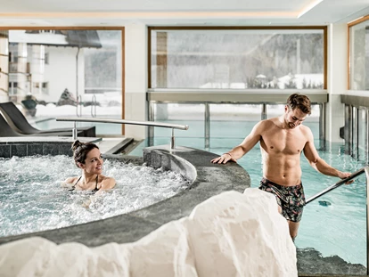 Familienhotel - Umgebungsschwerpunkt: Berg - Oberbozen - Ritten - Innenpool mit Whirlpool - Hotel Masl