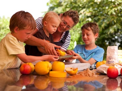 Familienhotel - Teenager-Programm - Großhart (Hartl) - Apfelstrudel backen im Ballonhotel - Ballonhotel