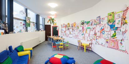 Familienhotel - Suiten mit extra Kinderzimmer - Region Königgrätz - KINDERECKE - HOTEL****HORIZONT