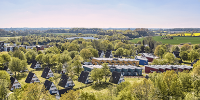 Familienhotel - Einzelzimmer mit Kinderbett - Schleswig-Holstein - Ferienhauspark Asgard - Wikingerresort Dampland