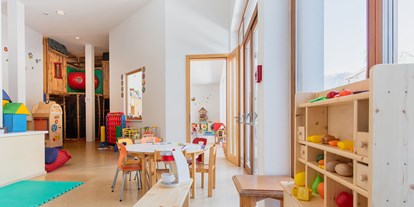 Familienhotel - Suiten mit extra Kinderzimmer - PLZ 9620 (Österreich) - Familienhotel Kreuzwirt