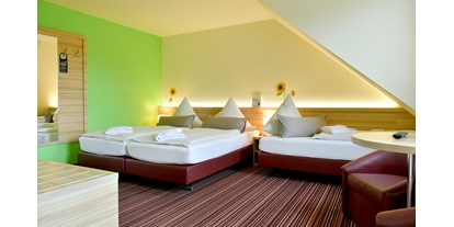 Familienhotel - Einzelzimmer mit Kinderbett - PLZ 98527 (Deutschland) - Familienhotel Rhön Feeling 