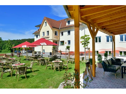 Familienhotel - Kinderwagenverleih - Rhön - Hausansicht
 - Familienhotel Rhön Feeling 