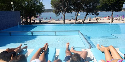 Familienhotel - Schwimmkurse im Hotel - Ilirija Resort