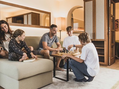 Familienhotel - Suiten mit extra Kinderzimmer - Familie - Seehotel Jägerwirt