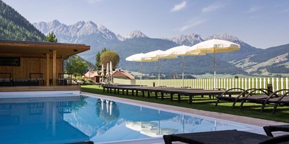 Familienhotel - ausschließlich Familien im Hotel - Sexten - Pool - Garberhof Dolomit Family