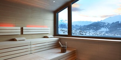 Familienhotel - ausschließlich Familien im Hotel - Tirol - S'PAnorma - Adults Only Wellnessbereich mit 70m² Infinity Pool, Panoramasauna und Aromadampfbad - Baby- & Kinderhotel Laurentius