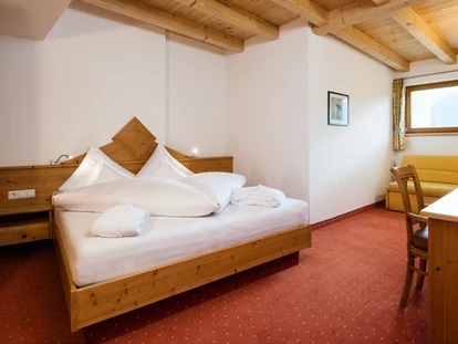 Familienhotel - Umgebungsschwerpunkt: am Land - Hochkrumbach - Familien-Suite Typ 5 "plus" - Furgli Hotels