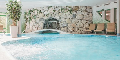 Familienhotel - Wasserrutsche - Wenns (Wenns) - Hallenbad - Zugspitz Resort 4*S
