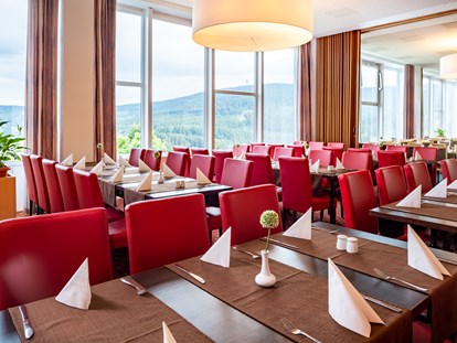 Familienhotel - Umgebungsschwerpunkt: Stadt - Halbpensionsrestaurant Oberwiesenthal - AHORN Hotel Am Fichtelberg