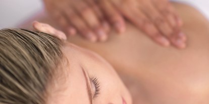 Familienhotel - Lana - Massage und Beauty Abteilung - Familien- und Sportresort Alpenblick