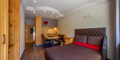 Familienhotel - Suiten mit extra Kinderzimmer - Appartement Family Comfort - Familien-Wellness Residence Tyrol