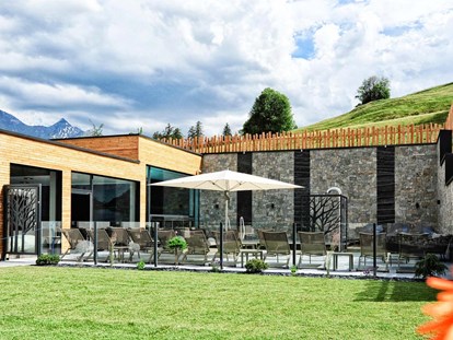 Familienhotel - Pools: Außenpool beheizt - Seefeld in Tirol - © Archiv Hotel Panorama - Familien- und Wellnesshotel Panorama