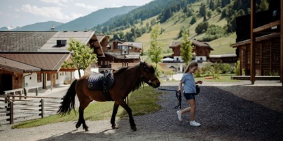 Familienhotel - Skikurs direkt beim Hotel - PLZ 5753 (Österreich) - Familien Natur Resort Moar Gut*****