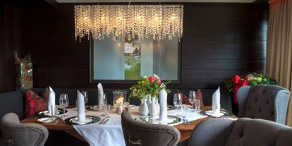 Familienhotel - PLZ 8972 (Österreich) - Lounge in der Hotelbar - Hotel Zinnkrügl, Wellness-Gourmet & Relax Hotel