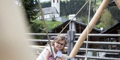 Familienhotel - Hallenbad - Südtirol - Post Alpina - Family Mountain Chalets