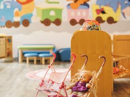 Familienhotel - Ausritte mit Pferden - Kinderbetreuung - Kinderhotel Waldhof