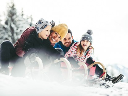 Familienhotel - Skikurs direkt beim Hotel - Innernöring - Rodeln - Kinderhotel Waldhof