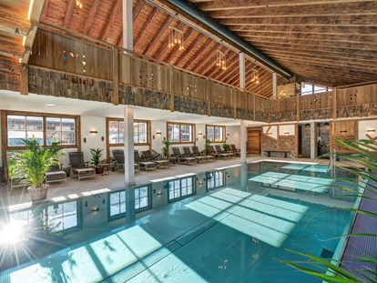 Familienhotel - Schwimmkurse im Hotel - Grießen (Leogang) - Thermal-Wasserwelt - Familien und Vitalhotel Mühlpointhof ***S