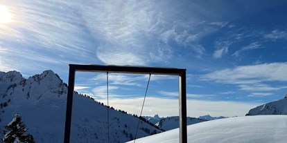 Familienhotel - Garten - Lingenau - geführte Winterwanderung mit Chefin Nicole - ****Alpen Hotel Post