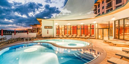 Familienhotel - Pools: Innenpool - Großhart (Hartl) - Yin Yang Spa, Entspannung für Erwachsene - Reiters Resort Stegersbach