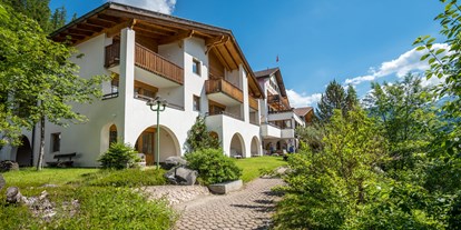 Familienhotel - Garten - PLZ 6787 (Österreich) - Aussenansicht Aparthotel Muchetta - Davos Wiesen - Graubünden - Schweiz - Aparthotel Muchetta