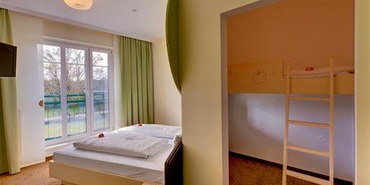 Familienhotel - Umgebungsschwerpunkt: Therme - Österreich - Doppelzimmer mit Stockbett - Pension Apfelhof***