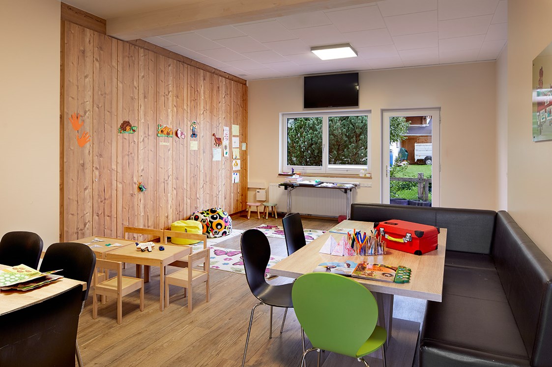 Kinderhotel: Malraum mit der TUI Kids Club Betreuung - Das Familien-Clubhotel Wolkensteinbär