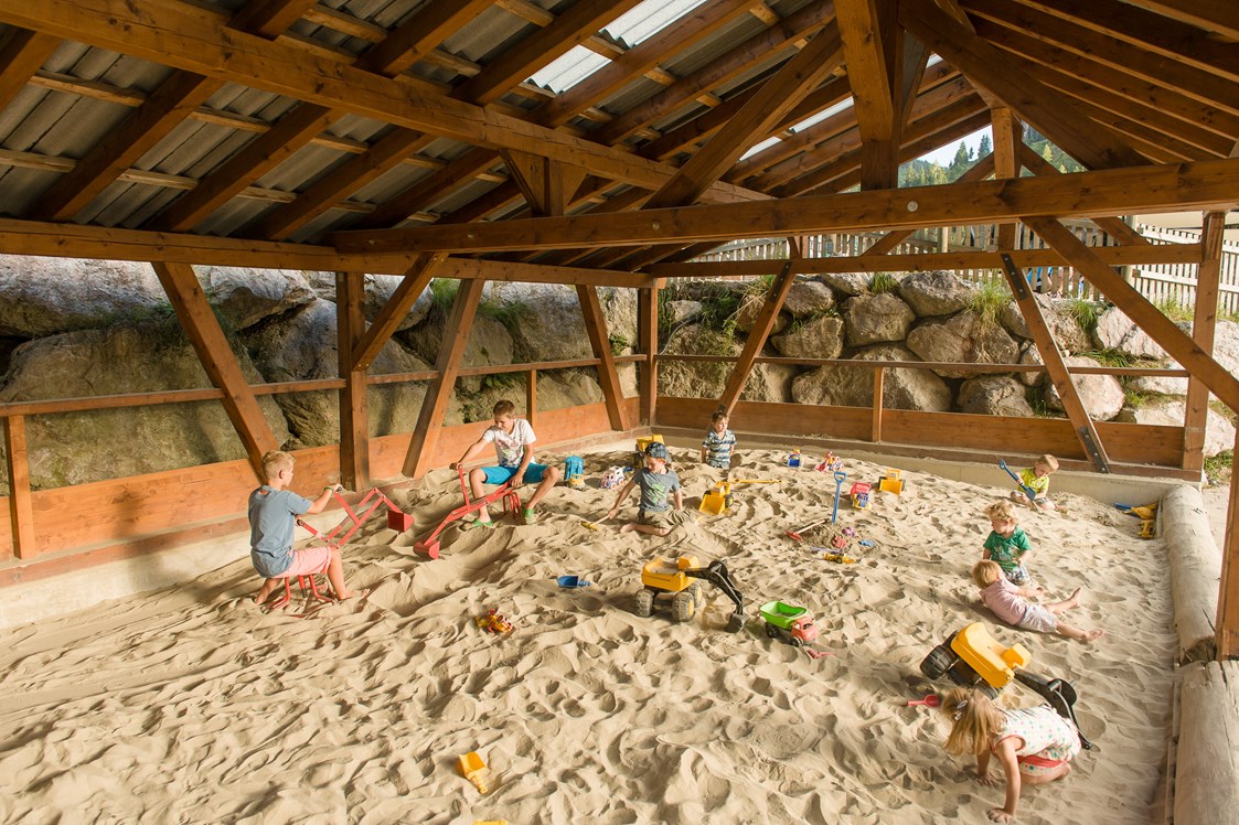 Kinderhotel: Sandspielhaus - Die Seitenalm
