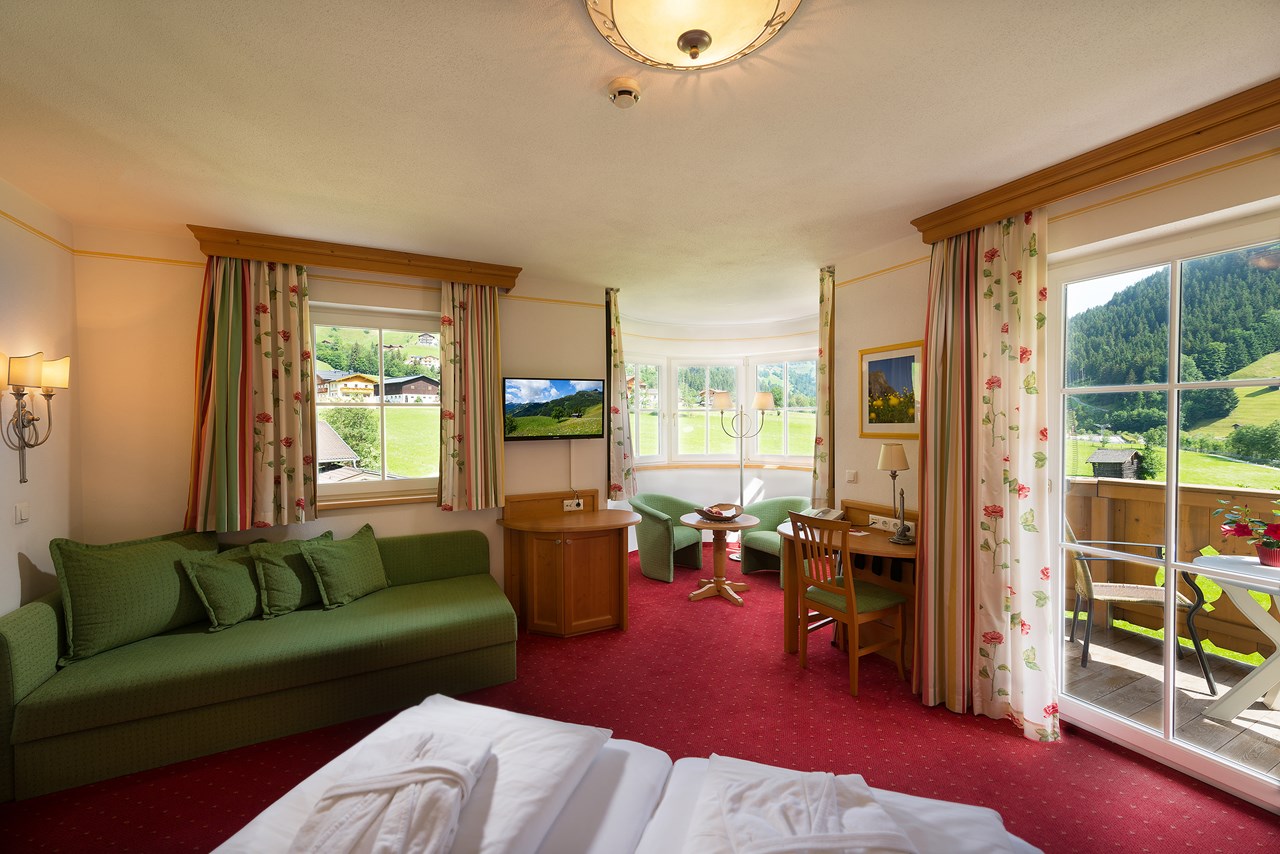 Hotel Bergzeit - Urlaub al dente Zimmerkategorien Panoramazimmer Sonnblick