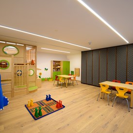 Kinderhotel: Kinderspielraum  - Hotel Bergzeit - Urlaub al dente