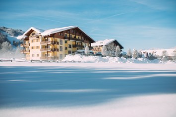 Kinderhotel: Winterurlaub in Österreich für die ganze Familie - Hotel Gut Weissenhof ****S