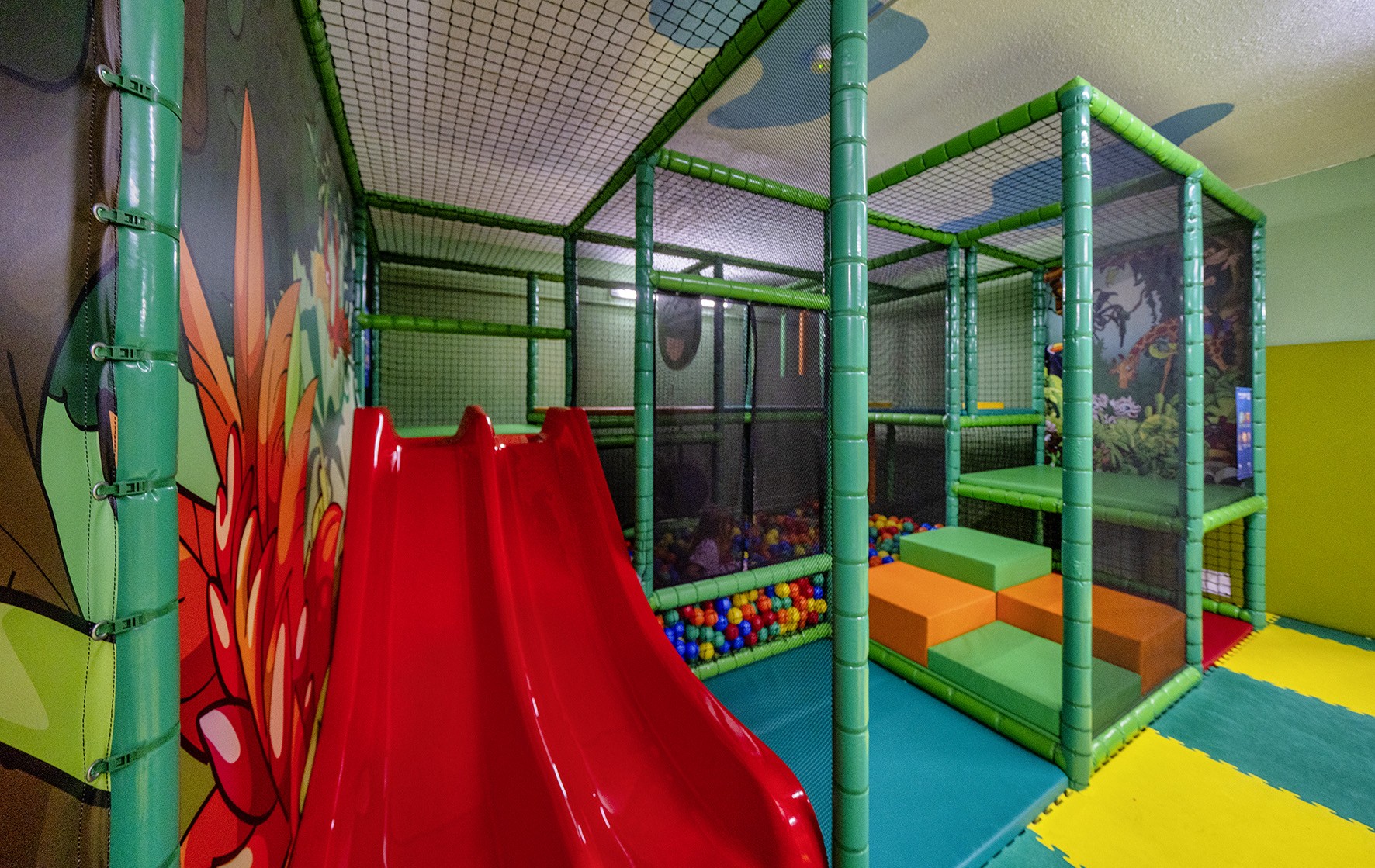 Kinderhotel: Softplayanlage - Filo´s Dschungelwelt - Ferienclub Bellevue am Walchsee