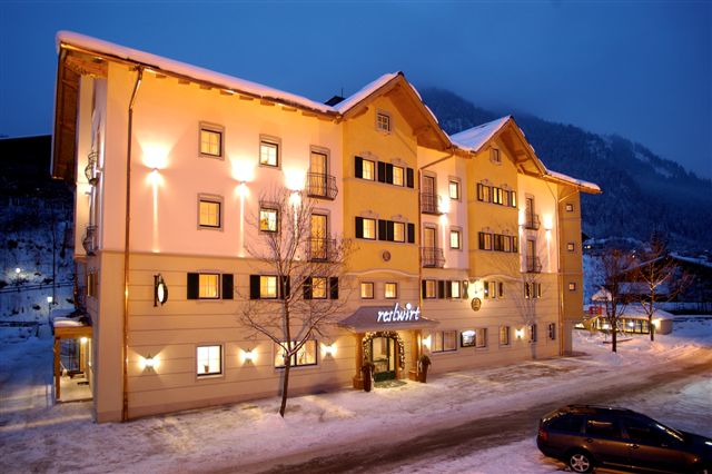 Kinderhotel: Haupthaus Reslwirt Winter  - Resl Resort - Hotel | Umgebung