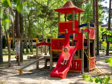 Kinderhotel: Ressort Außenbereiche, Spielplatz - TUI SUNEO Kinderresort Usedom