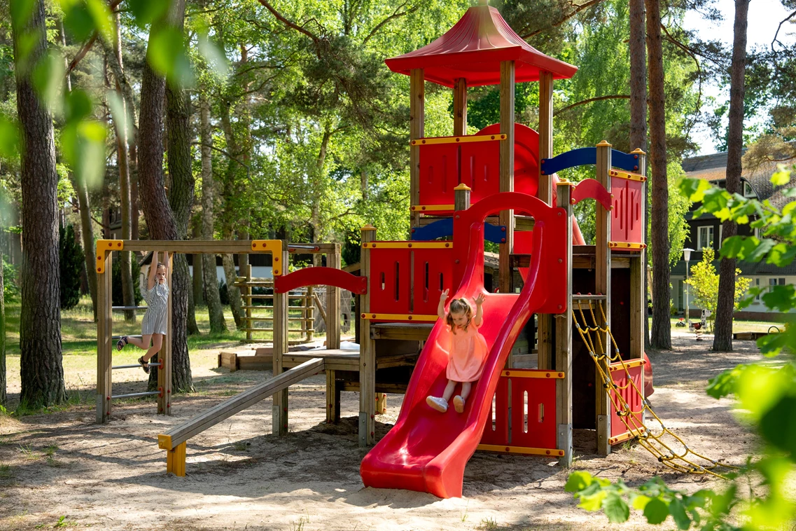 Kinderhotel: Ressort Außenbereiche, Spielplatz - TUI SUNEO Kinderresort Usedom