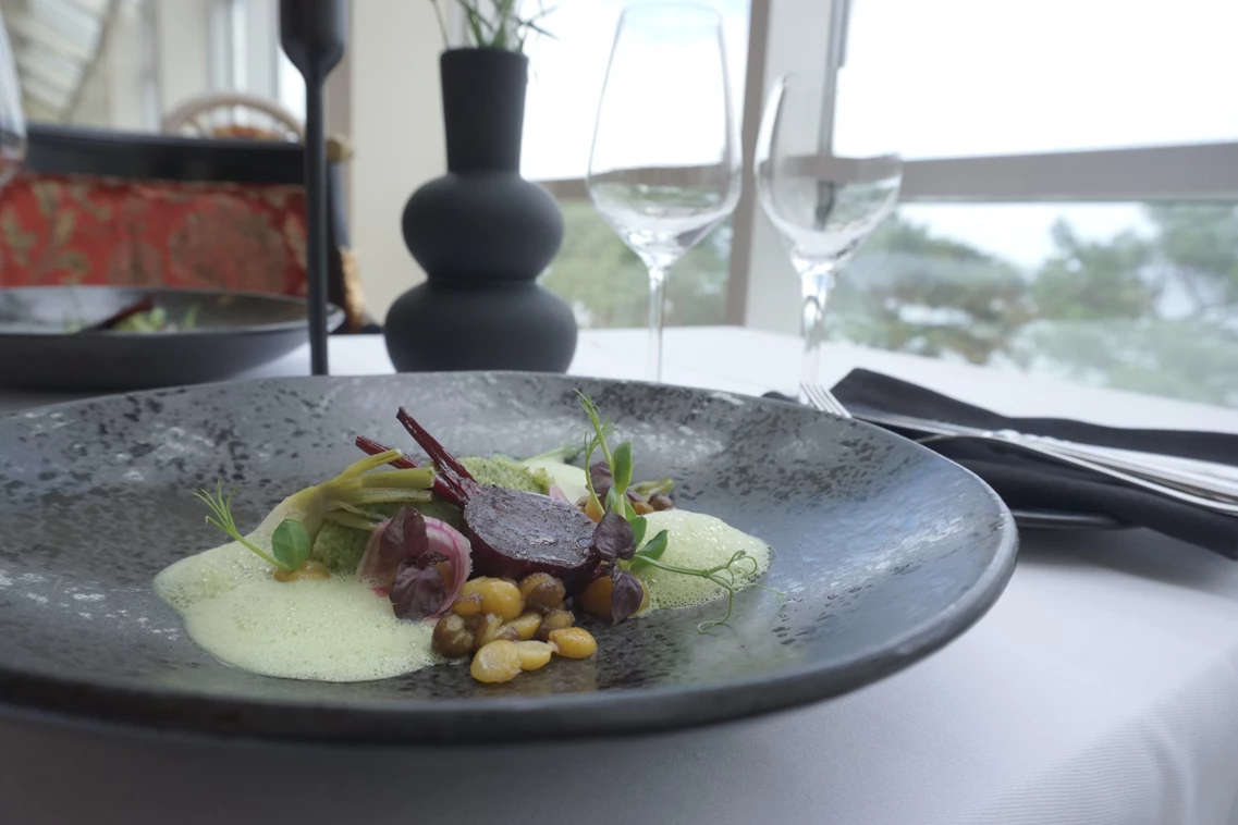 Kinderhotel: Genusswerkstatt mit fantastischen Blick über die Ostsee, Sie werden von dem Genuss ostseetypischer Speisen und regionaler Zutaten verzaubert.  - Rugard Thermal Strandhotel