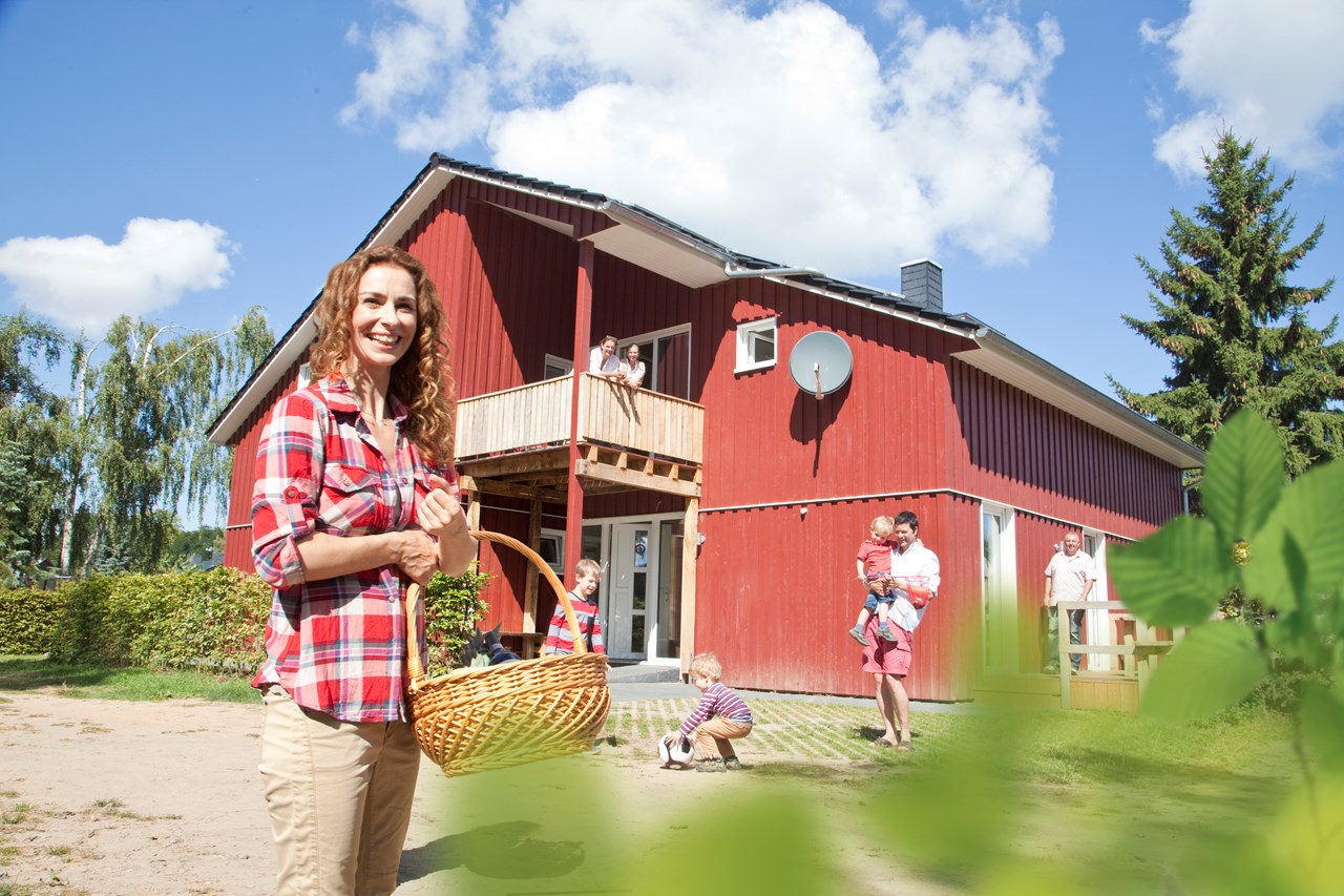 All Season Parks - Urlaub & Wassersport in der  Mecklenburgischen Kleinseenplatte und an der Müritz Zimmerkategorien Ferienhaus Kondor - bis 12 Personen