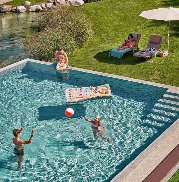 Familienhotel - Spielplatz - St. Andrä (Prägraten am Großvenediger) - Außenpool - Falkensteiner Family Resort Lido