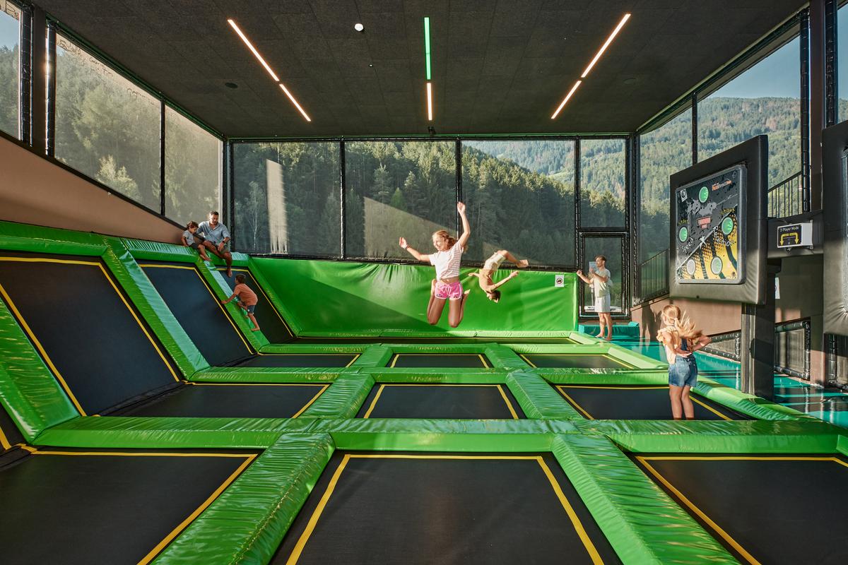 Familienhotel - Spielplatz - St. Andrä (Prägraten am Großvenediger) - Trampolinwelt - Falkensteiner Family Resort Lido