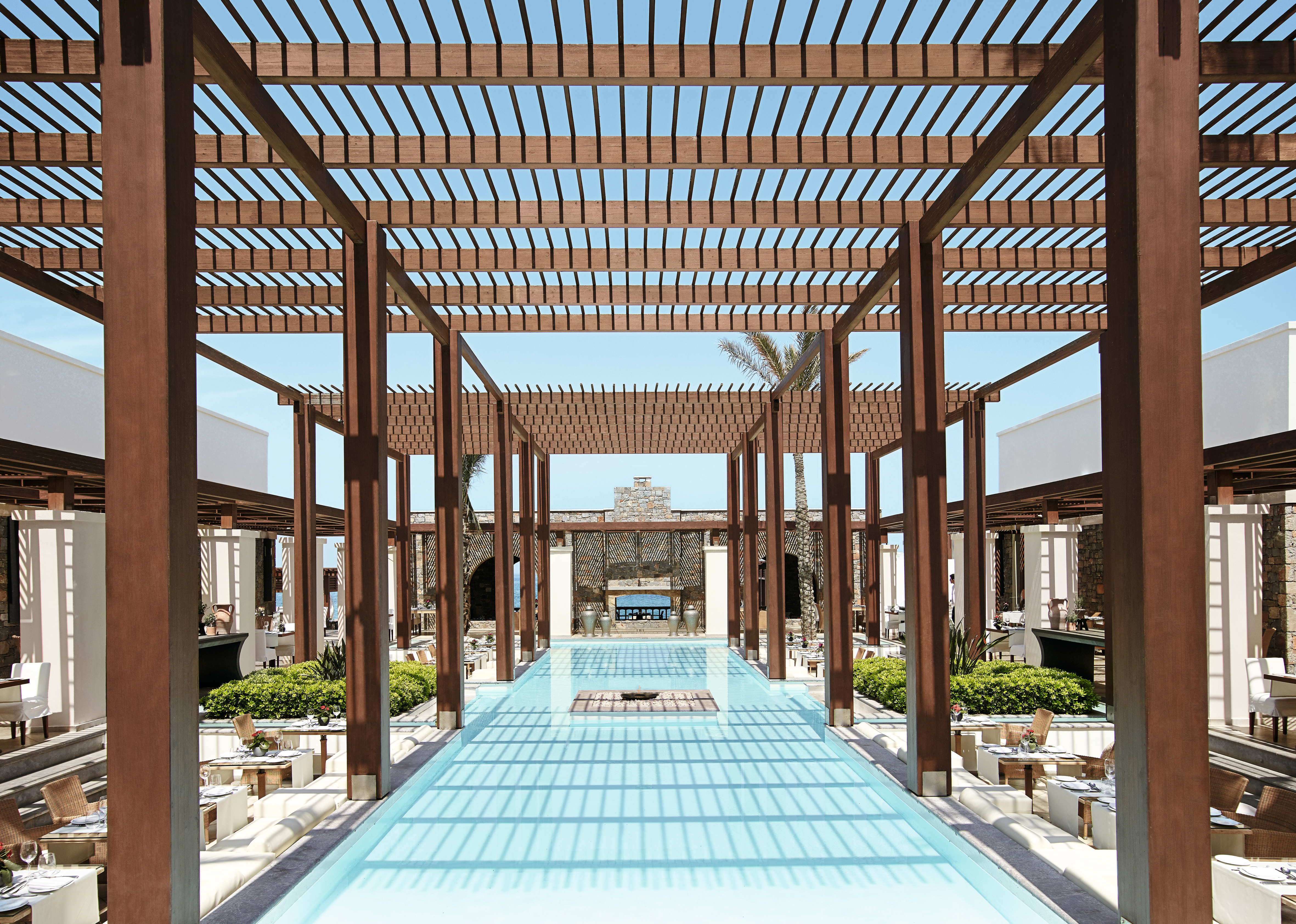 Familienhotel - Suiten mit extra Kinderzimmer - Griechenland - Das mediterrane Buffet-Restaurant Amirandes - Grecotel Amirandes