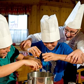 Kinderhotel: Tolles Kinderprogramm - Alpin Spa Hotel Tuxerhof