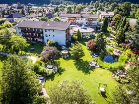 Kinderhotel: 8.000 m² Ferienareal - Ferienhotel Trattnig