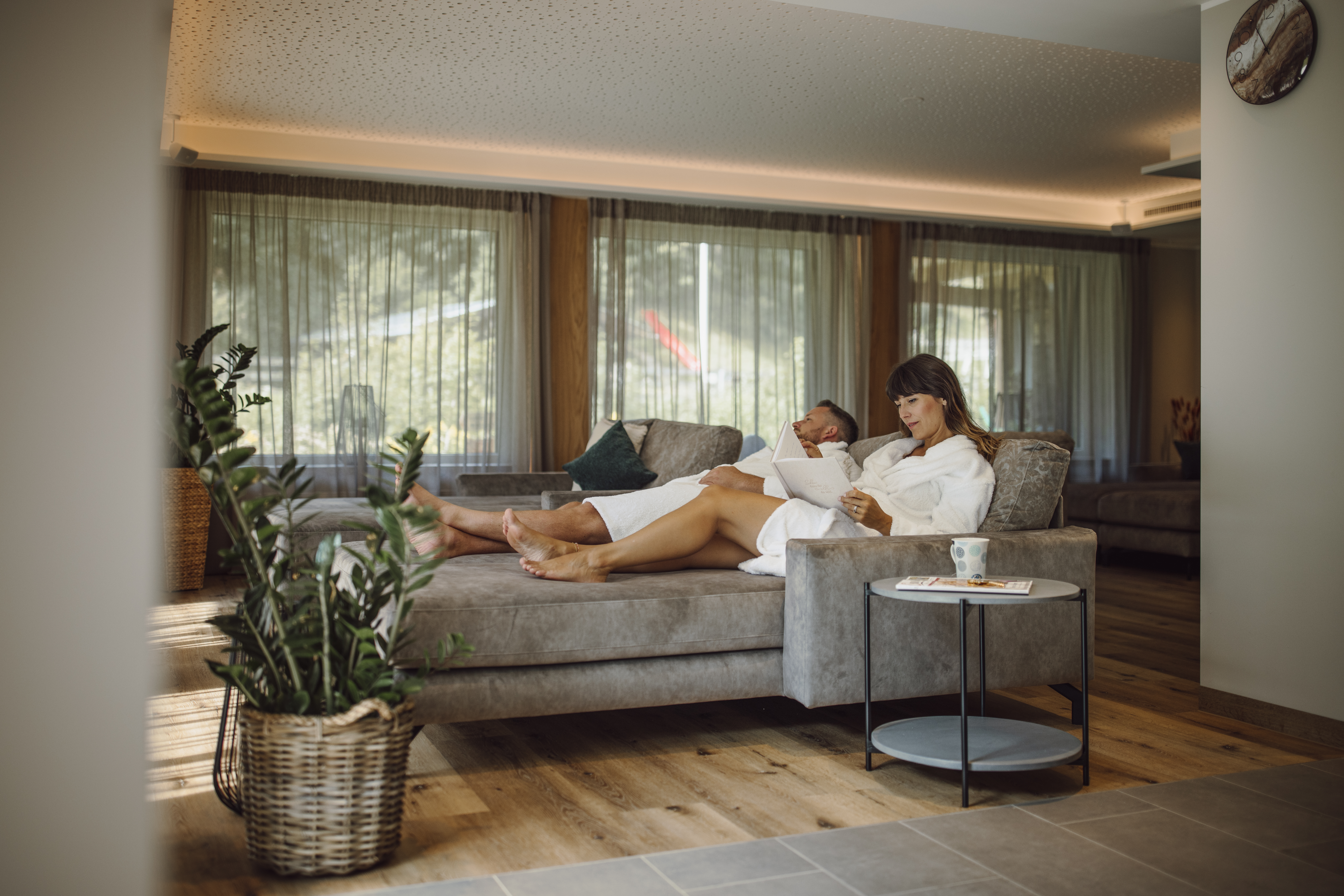 Familienhotel: Damit die Eltern auch etwas Ruhe haben - unser 2023 neu errichteter Adults only Ruhebereich - Familienhotel Salzburger Hof