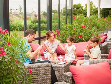 Kinderhotel: Terrasse  - Hotel ALL IN RED