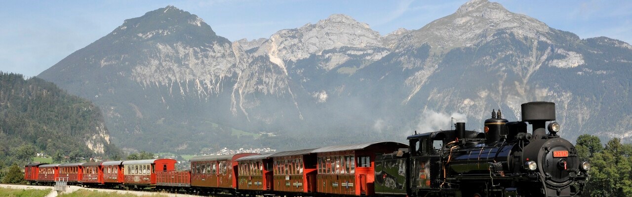Ferienhotel Sonnenhof Ausflugsziele Dampflok der Zillertalbahn