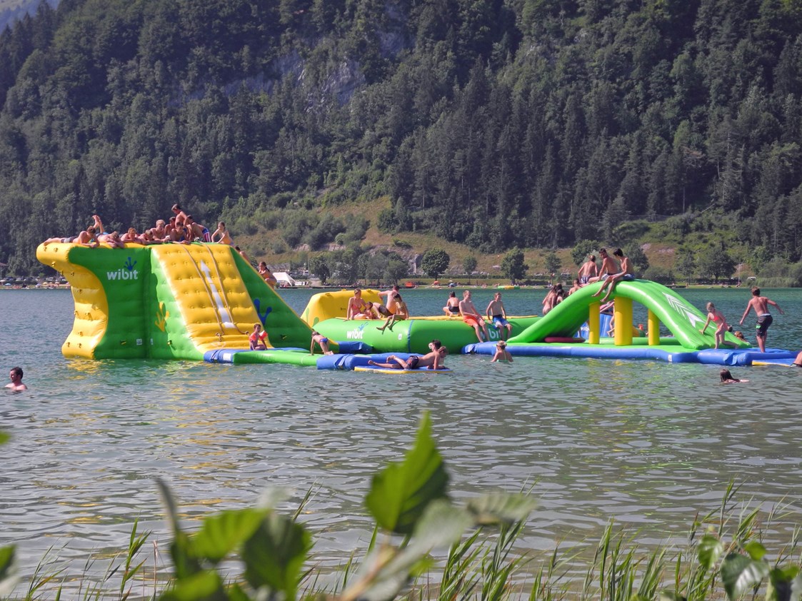 Kinderhotel: Aqua-Fun-Park im nahegelegenen Walchsee - Hotel Seehof