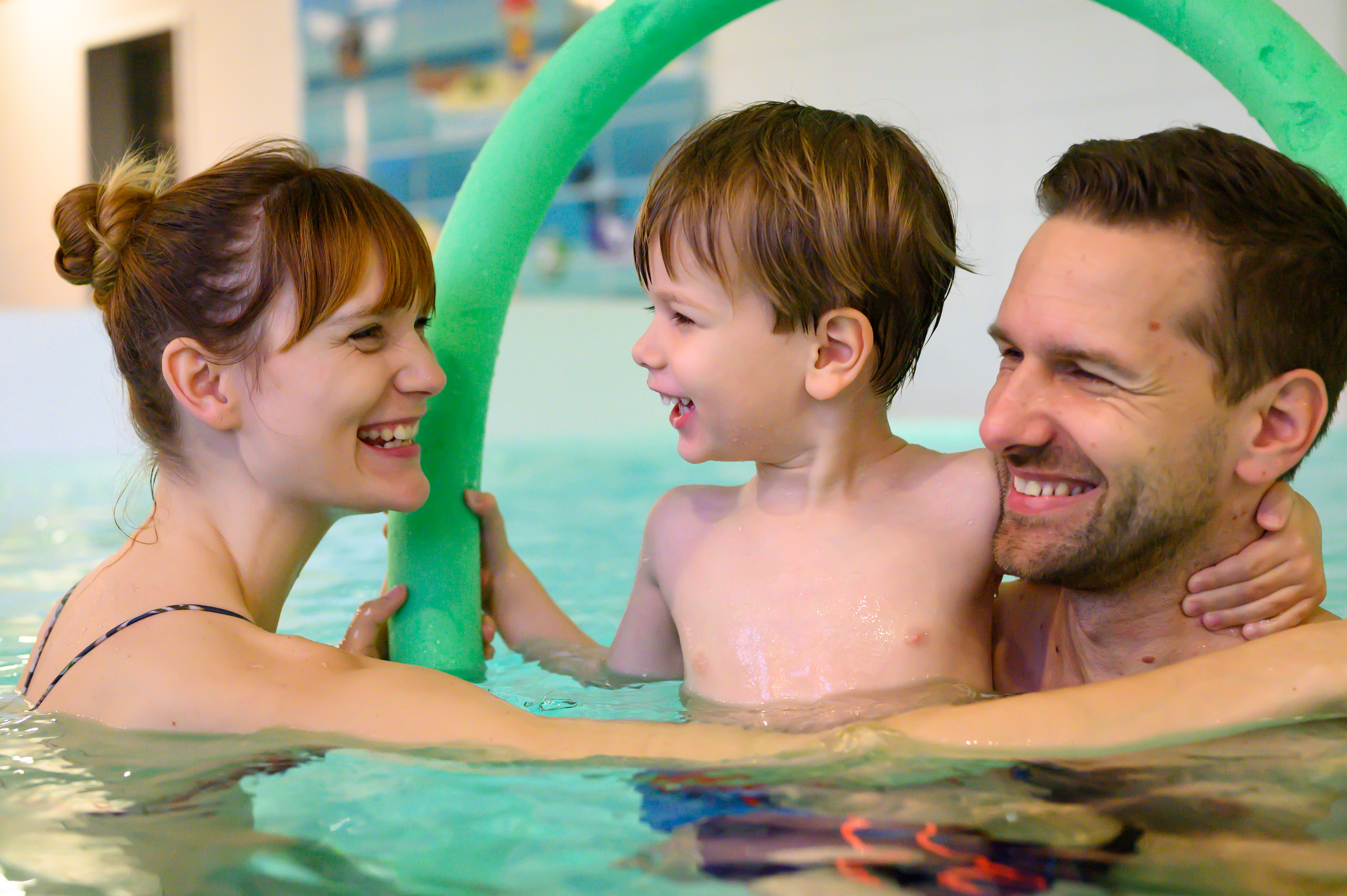 Kinderhotel: Spiel & Spaß im Schwimmbad - Familien Wellness Hotel Seeklause - Hotel | Umgebung, Wasser | Wellness