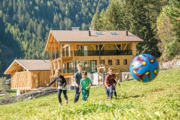 Familienhotel: Spiel und Spaß auf unserem Bauernhof - Familienhotel Huber